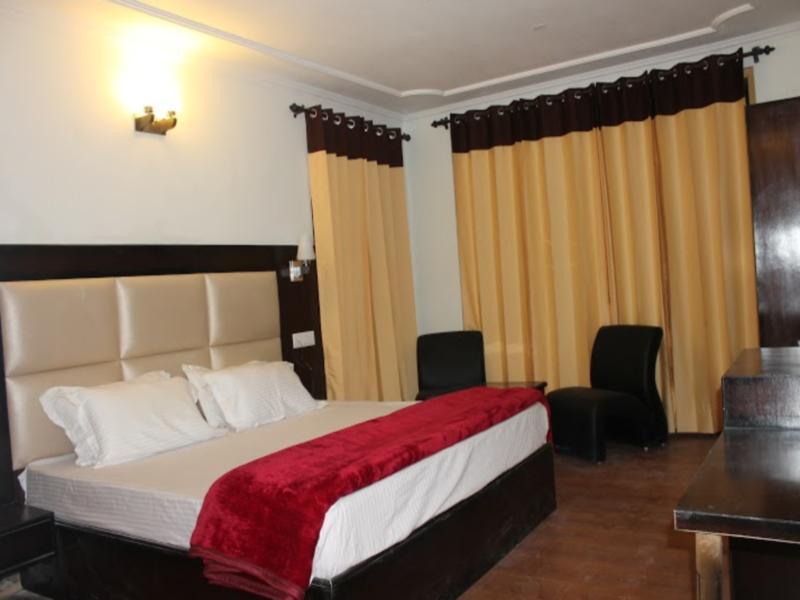 Oyo 3146 Six Season Regency Hotell Jagatsukh Eksteriør bilde
