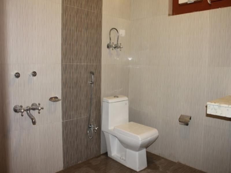 Oyo 3146 Six Season Regency Hotell Jagatsukh Eksteriør bilde
