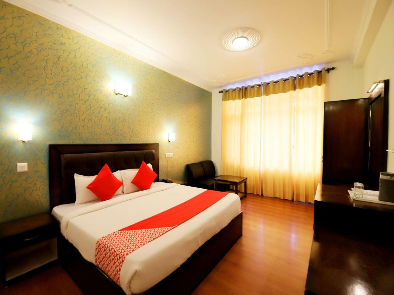 Oyo 3146 Six Season Regency Hotell Jagatsukh Eksteriør bilde