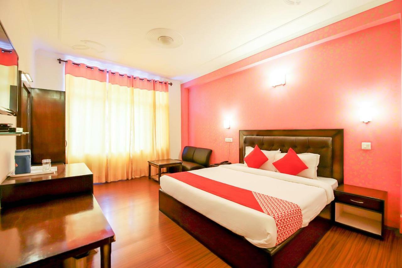 Oyo 3146 Six Season Regency Hotell Jagatsukh Eksteriør bilde